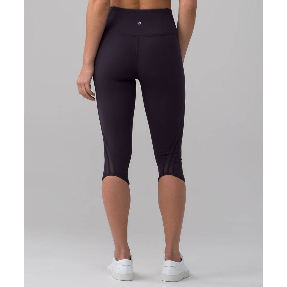 Lululemon Sun Setter Crop 17" Boysenberry Plum Purple size 4 - Picture 2 of 9